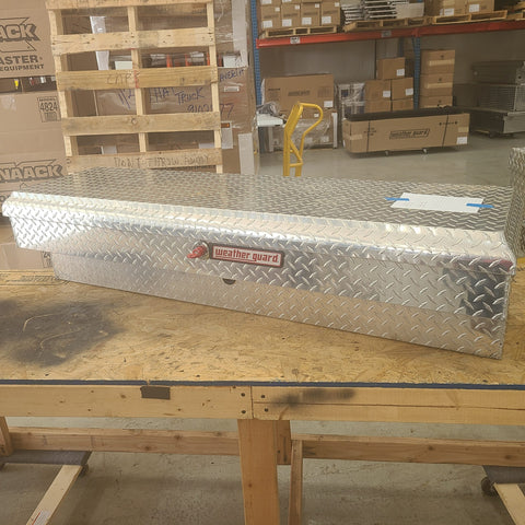 Weather Guard USED 174-0-01 Lo-Side Box